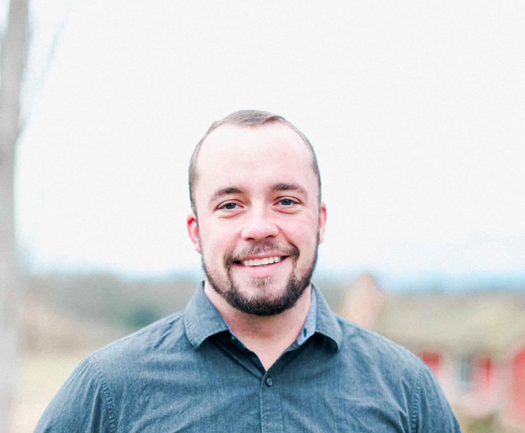 Headshot of Derrick Eberle